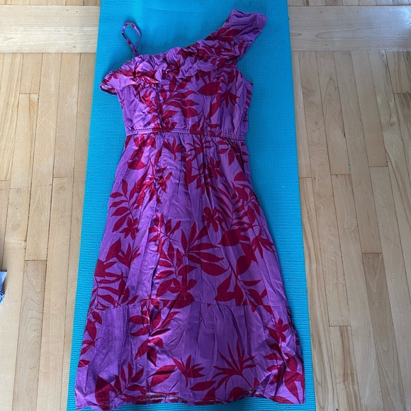 Floral dress - Picture 1 of 3